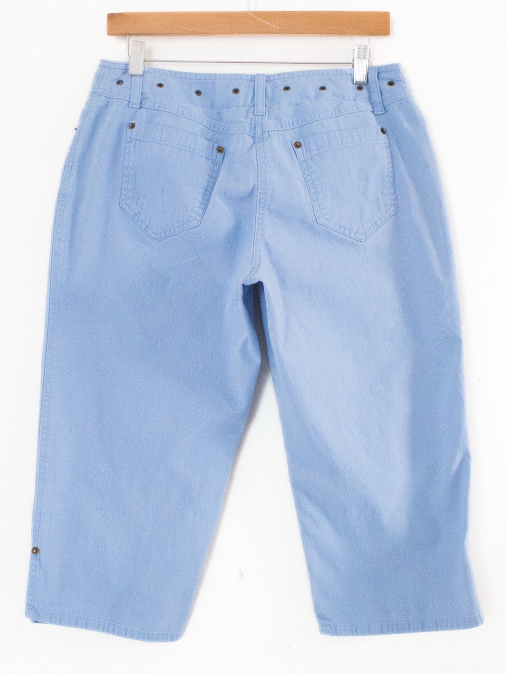 Covington | Vintage 00’s Baby Light Blue Capris with Metal Grommets | Size 12P